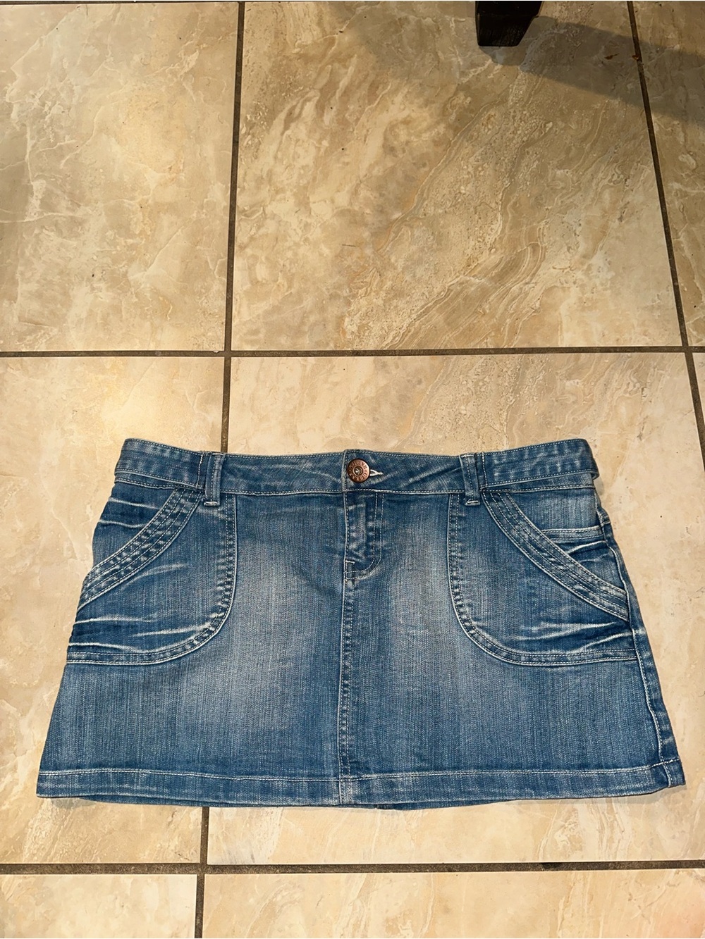Y2K Guess Low Rise Mini Denim Skirt Size 32